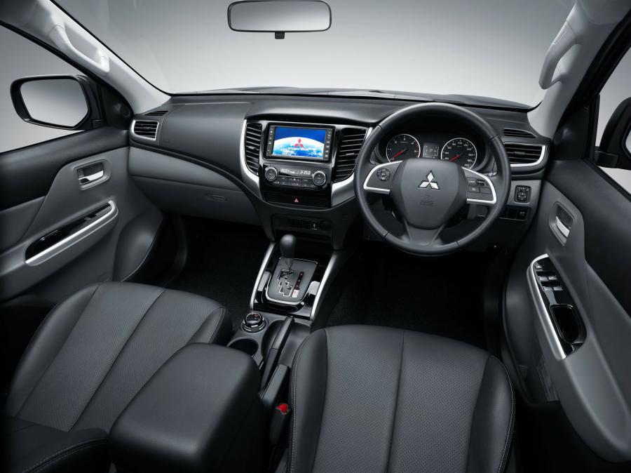  Mitsubishi Triton Double Cab 2015 года  (TH) (фото 26 из 29)